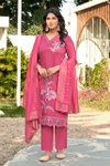 AR 1001 To 1004 Barlin V Nack Embroidery Bulk Size Combo Kurti Set Orders In India